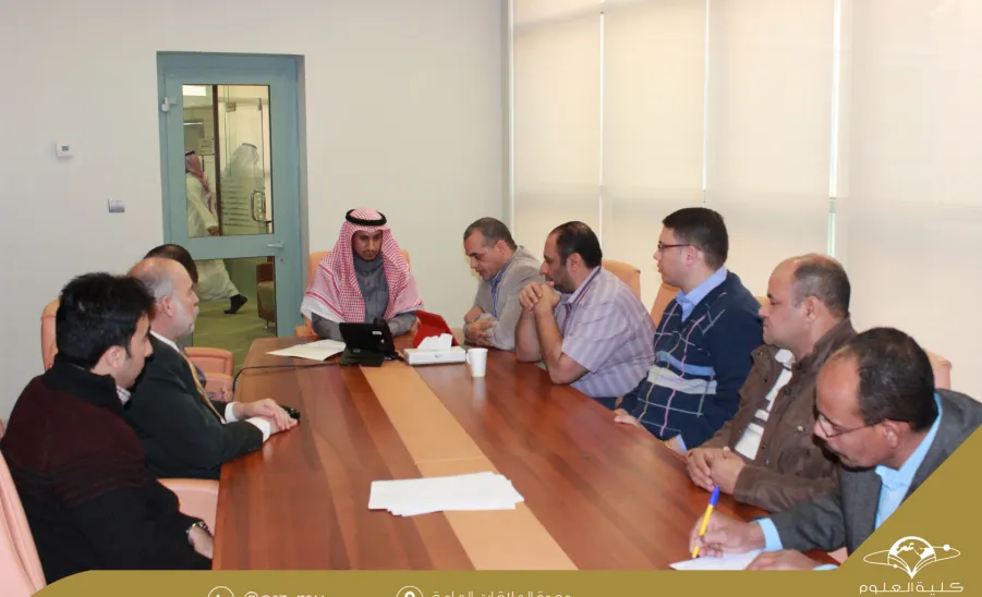 وكيل الكلية للجودة والتطوير يجتمع بوحدة القياس والتقويم استعدادا للاختبارات النهائية - 