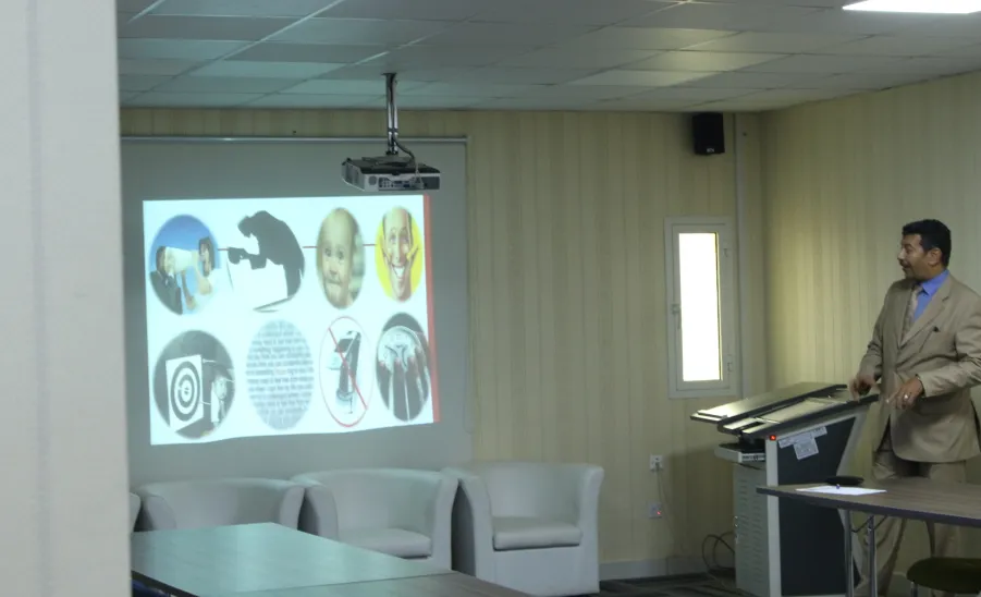 CCIS Launches the "self-marketing" Program for Students  - 