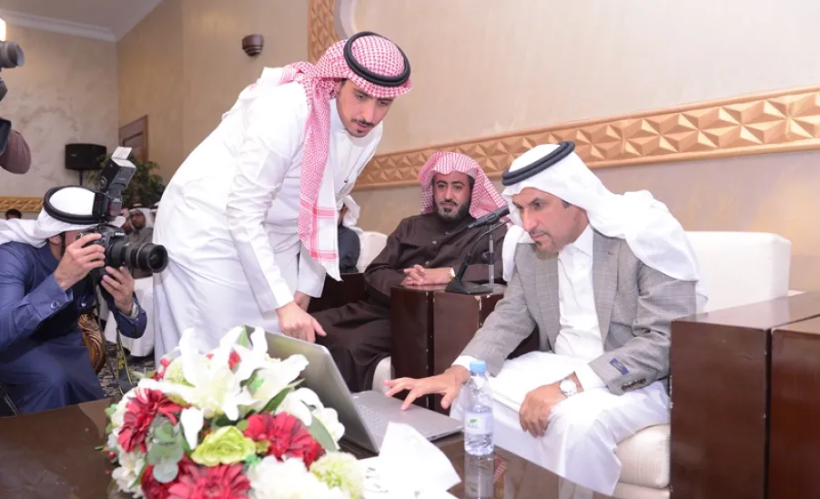 معالي مدير الجامعة يدشن نظام إدارة المشاريع البحثية ويفتتح التقديم في الدورة السابعة. - 