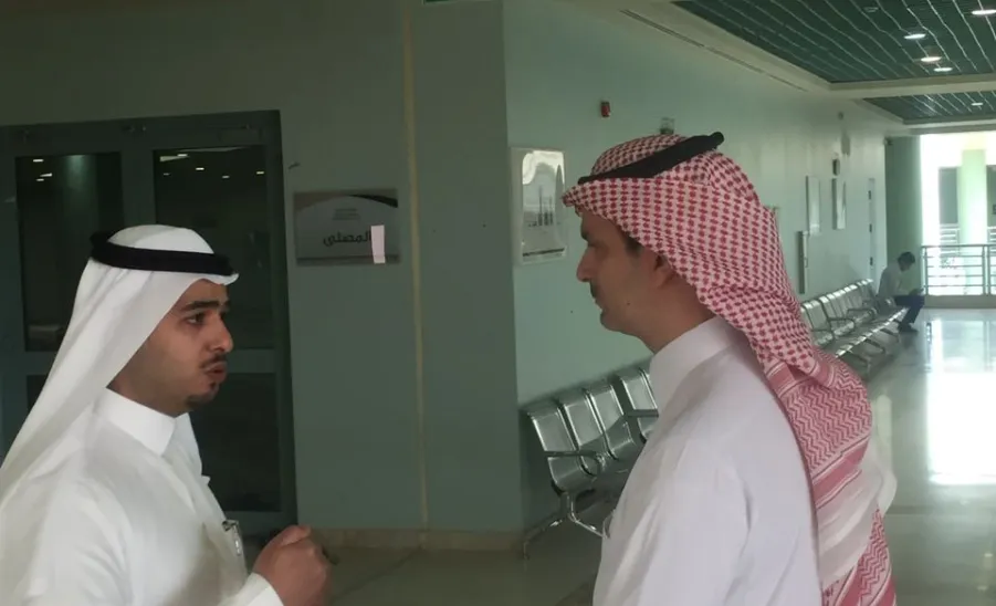 سعادة وكيل الجامعة للدراسات العليا والبحث العلمي يقف على استعدادات الكلية لاستقبال طلاب الدراسات العليا - 