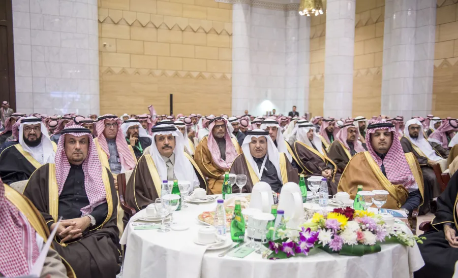 برعاية أمير منطقة الرياض : معالي مدير الجامعة يحضر فعاليات الملتقى الثاني للجان شباب منطقة الرياض الاستشارية - 