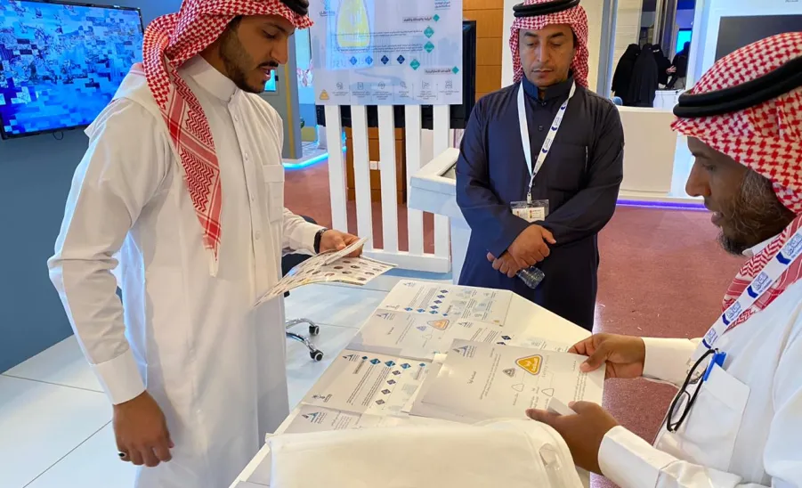 الجامعة تشارك في الملتقى والمعرض الدولي الخامس للسلامة المرورية - 