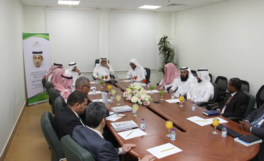 معالي مدير الجامعة يقوم بزيارةٍ كلية العلوم والدراسات الإنسانية بحوطة سدير - 