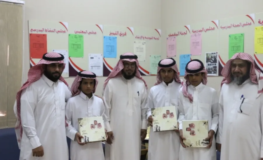 عمادة خدمة المجتمع والتعليم المستمر تطلق مبادرتها المجتمعية لأبناء المرابطين بالحد الجنوبي - 