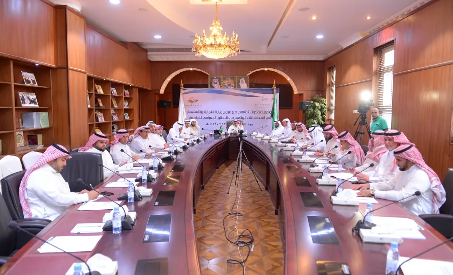 معالي مدير الجامعة يدشن حملة تنمية الوعي الاستهلاكي " واعي" ويشهد توقيع عدد من مذكرات التفاهم - 