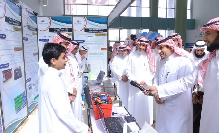 وكالة الجامعة للدراسات العليا والبحث العلمي تقيم ملتقى الجامعة للدراسات العليا والبحث العلمي - 