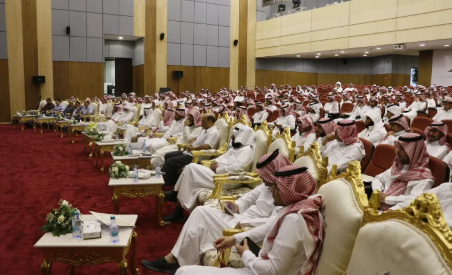 الجامعة تقيم حفل استقبال لطلاب وطالبات الدبلوم العام في التربية بالمجمعة - 