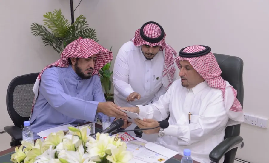 معالي مدير الجامعة يدشن عدداً من أنظمة وخدمات حملة جامعة بلا حوادث - 