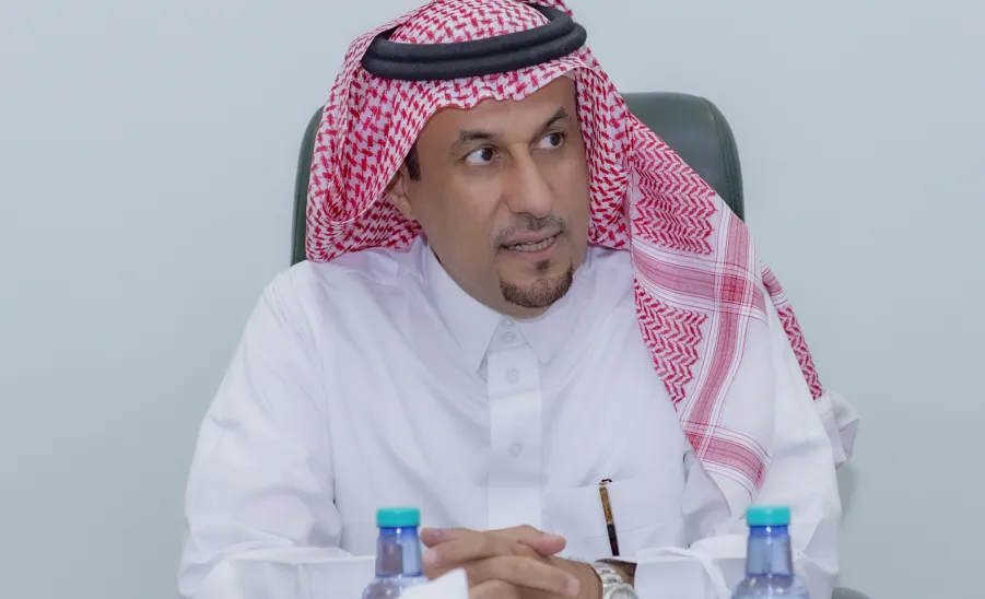 معالي مدير الجامعة يعتمد ترقية عدد 340 موظف وموظفه من موظفي الجامعة - 