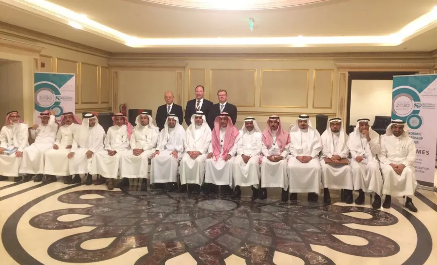  معالي مدير الجامعة يشارك في ورشة العمل الثامنة لمديري الجامعات السعودية - 