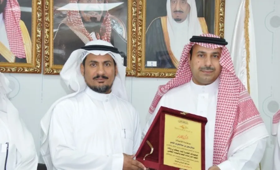 تكريم كلية التربية بالمجمعة لسعادة وكيل الكلية للدراسات العليا والبحث العلمي الأستاذ/ عبد الرحمن الناصر  - 