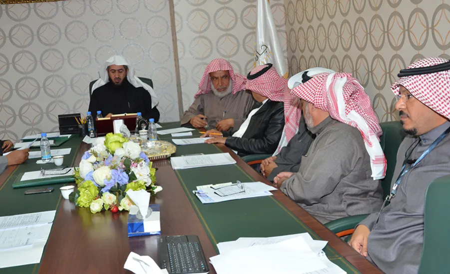The Preparatory Committee for the University Construction Projects Follow its Regular Meetings -  