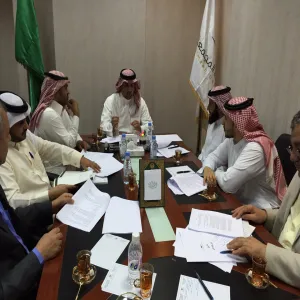 The Committee preparing the review on the performance of internal audit management guide continues to meet