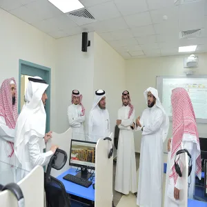 وكيل الجامعة يقوم بزيارة تفقدية لكلية العلوم والدراسات الإنسانية بحوطة سدير