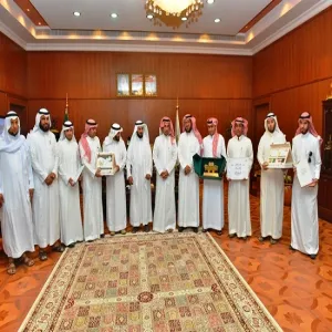 His Highness Receives the Deanship of Student Affairs Staff