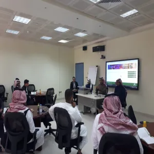 كلية إدارة الأعمال تقيم لقاءً تعريفياً لطلابها المستجدين في مقر الكلية بالمجمعة