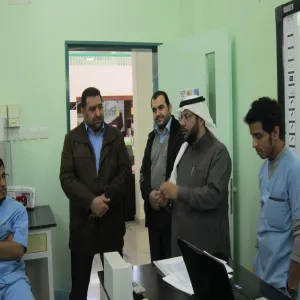 College Dean, Dr. AbdulrahmanAbdullah al-Atram checks up the teaching process at the Faculty of Dentistry: