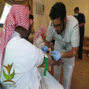 The Mobile Medical Services of the University Organizes Field Visits to Hejrat Albarzah to Provide Medication and Education