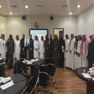 العمادة تنفذ ورشة عمل للمرشحين للابتعاث بالجامعة