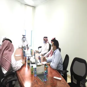 عميد الدراسات العليا ومنسوبو العمادة يستقبلون وكيل عمادة الجودة وتطوير المهارات