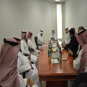 سعادة وكيل الجامعة للدراسات العليا والبحث العلمي يقوم بزيارة عمادة الدراسات العليا