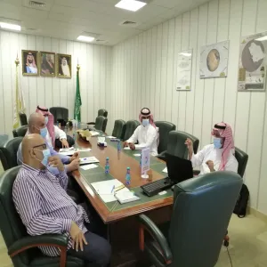 تفعيلاً لمذكرة التفاهم الموقعة بين الطرفين : وفد من جامعة الحدود الشمالية يزور الجامعة