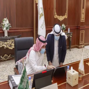 الجامعة تطلق برنامج القياس الإلكتروني لمؤشرات الأداء