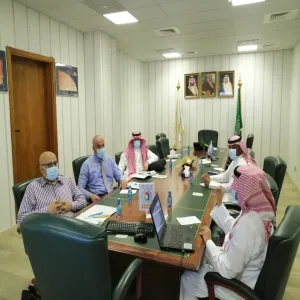 تفعيلاً لمذكرة التفاهم الموقعة بين الطرفين : وفدٌ من جامعة الحدود الشمالية يزور الجامعة