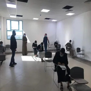 عميد كلية الهندسة يتفقد سير الاختبارات النهائية بالكلّيّة للتأكد من تطبيق الاجراءات الأكاديمية والصحية