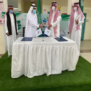 مدارس رواد الجامعة توقع مذكرة تفاهم مع عمادة خدمة المجتمع والتعليم المستمر