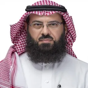 حصول الكلية على المركز الاول في جائزة الجامعة في خدمة المجتمع بين الكليات الانسانية