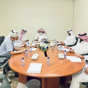 Committee of Third Strategic Planning conducts a meeting