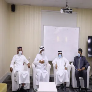 Academic Advising Unit at CCSI holds a meeting with level-3 students