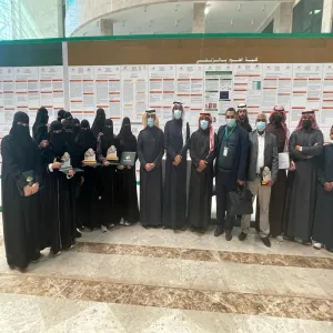 College of Science in Zulfi participates in students' graduation projects forum
