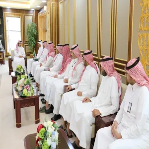 MU RECTOR WELCOMES MEMBERS OF FINAL ACCOUNT COMMITTEE