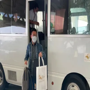 Transporting scholarship students to airports