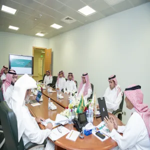 MU RECTOR CHAIRS A MEETING TO FOLLOW-UP THE PROGRESS OF WORKPLACE AUTOMATION AT ISCS