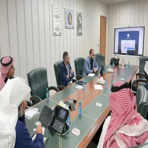 A team from the Arab Weather group visits the university