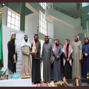 Honoring the General Administration of Facilities at the first Student Cultural Forum
