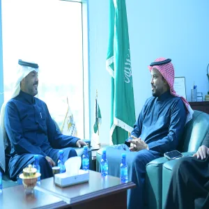 Director of Media Center meets the Dean of Student Affairs