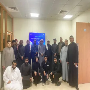 Students of the Applied College visit the Deanship of Information Technology