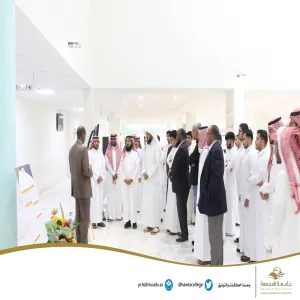 الكلية تقيم معرض مشاريع التخرج لطلبة وطالبات قسم إدارة الأعمال