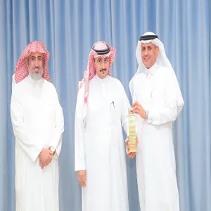 MU rector awards the General Administration of Administrative and and Financial Affairs