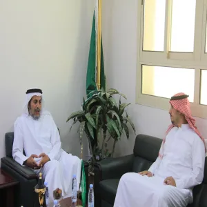 زيارة وكيل الجامعة للشؤون التعليمية للكلية