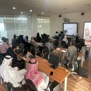 The Deanship holds a workshop entitled: Techniques of Writing Course Descriptions and Reports