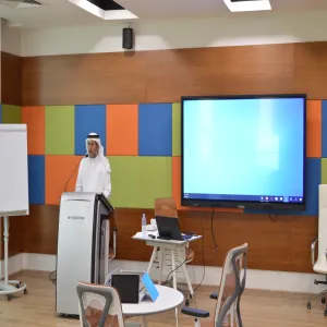The Vice-Rector holds a meeting deans and heads of departments to discuss colleges' operational plans