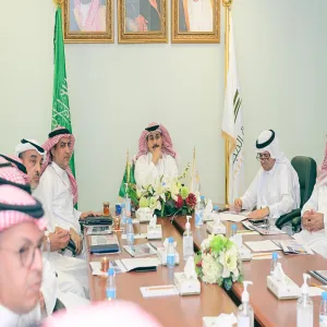 MU RECTOR WELCOMES THE VICE-PRESIDENT OF BAE SYSTEMS
