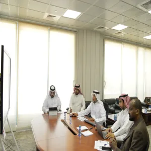 Vice-Rector holds a meeting to discuss the colleges' plans to improve the academic performance