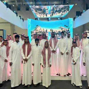 A delegation of the Applied College visits the Cityscape International Exhibition