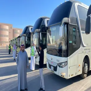 The director of Services Administration on inspection tour during examination period